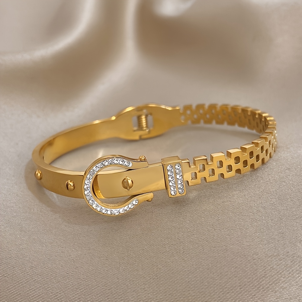 Women's Unique Fashionable Stainless Steel Bracelet, Stylish Design